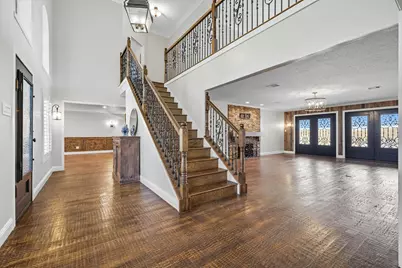 7632 Tallow Drive, Irving, TX 75063 - Photo 2