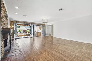 7632 Tallow Dr, Irving, TX 75063 - Photo 10