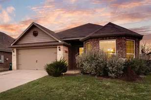 4829 Beaver Creek Ave, Denton, TX 76207 - Photo 2
