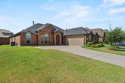4706 Lakeway Drive, Garland, TX 75043 - Photo 4