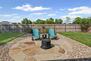 204 W 5th St, Springtown, TX 76082 - Photo 24