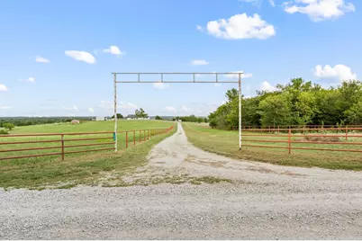 10902 Clear Creek Road W, Sanger, TX 76266 - Photo 4