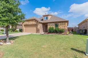 627 Redwood Dr, Greenville, TX 75402 - Photo 2