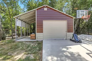 2021 Shady Crk Xing, Azle, TX 76020 - Photo 38