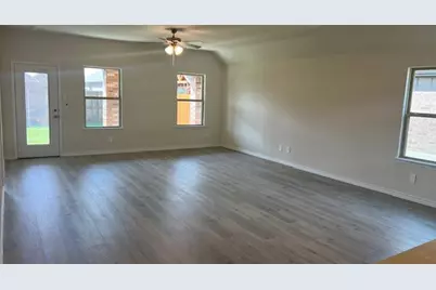 2007 Windy Banks Drive, Princeton, TX 75407 - Photo 8