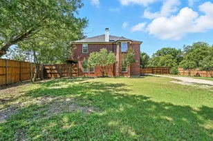626 SE 4th St, Grand Prairie, TX 75051 - Photo 34