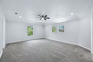 626 SE 4th St, Grand Prairie, TX 75051 - Photo 22