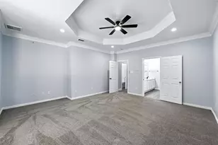 626 SE 4th St, Grand Prairie, TX 75051 - Photo 12