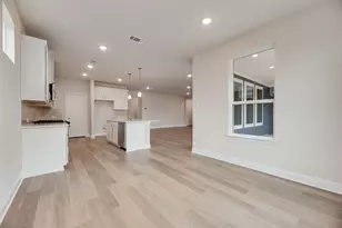 529 Marcus Ln, Crowley, TX 76036 - Photo 8