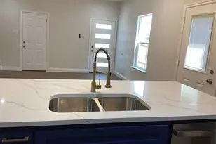 8005 W Elizabeth, Fort Worth, TX 76116 - Photo 4