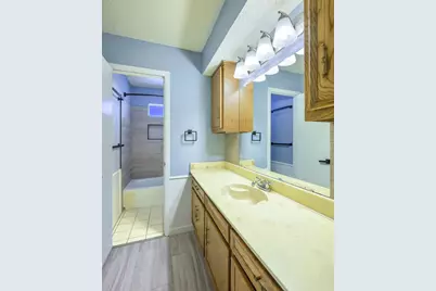 900 E Berkeley Drive, Richardson, TX 75081 - Photo 16