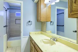 900 E Berkeley Dr, Richardson, TX 75081 - Photo 16