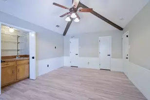 900 E Berkeley Dr, Richardson, TX 75081 - Photo 8