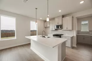 524 Marcus Ln, Crowley, TX 76036 - Photo 6