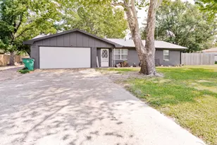 7590 Fm 1758, Bowie, TX 76230 - Photo 1