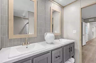 1121 Pawnee Trail, Granbury, TX 76048 - Photo 20