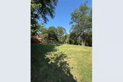 1315 W Hull Street, Denison, TX 75020 - Photo 16