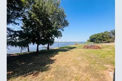 6608 Sunset Cove Court, Granbury, TX 76049 - Photo 18
