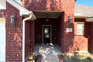 1628 Potomac Dr, Burleson, TX 76028 - Photo 2