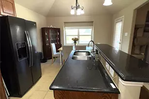 1628 Potomac Dr, Burleson, TX 76028 - Photo 12