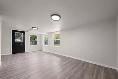 806 S Colonial Drive, Cleburne, TX 76033 - Photo 24