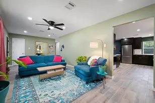 806 S Colonial Dr, Cleburne, TX 76033 - Photo 4