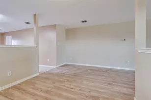 6004 Guilia Dr, Grand Prairie, TX 75052 - Photo 8