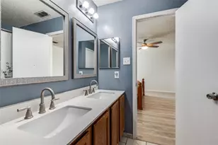 6004 Guilia Dr, Grand Prairie, TX 75052 - Photo 14