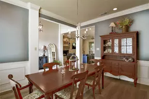 2208 Waters Edge Dr, Granbury, TX 76048 - Photo 12