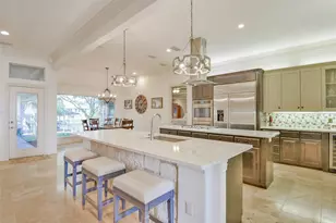 2208 Waters Edge Dr, Granbury, TX 76048 - Photo 6