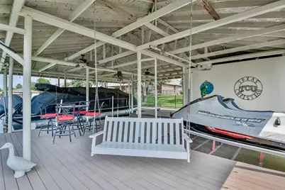 2208 Waters Edge Drive, Granbury, TX 76048 - Photo 36