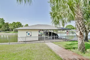 2208 Waters Edge Dr, Granbury, TX 76048 - Photo 32