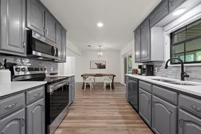 137 Bonham Drive, Hewitt, TX 76643 - Photo 16