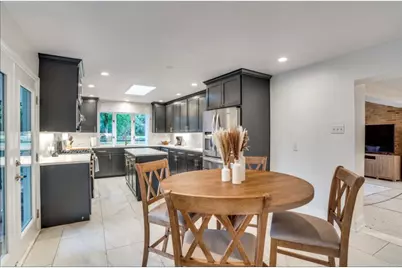 4804 Alan Dale Lane, Dallas, TX 75209 - Photo 10