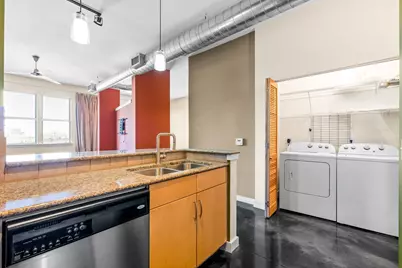 201 W Lancaster Avenue #407, Fort Worth, TX 76102 - Photo 8