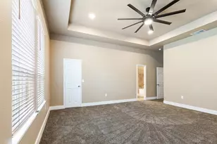 413 Henderson St, Bonham, TX 75418 - Photo 18