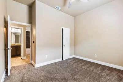 413 Henderson Street, Bonham, TX 75418 - Photo 18