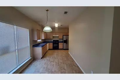 201 Poinsetta Lane, Cedar Hill, TX 75104 - Photo 4