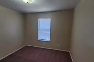 201 Poinsetta Ln, Cedar Hill, TX 75104 - Photo 2