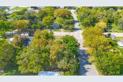 1119 E Collin Street, Corsicana, TX 75110 - Photo 14