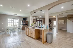 6077 County Rd 302, Grandview, TX 76050 - Photo 24