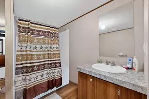 7219 Rucker St, Azle, TX 76020 - Photo 10