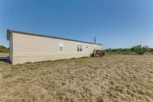 4599 Burwick Rd, Jacksboro, TX 76458 - Photo 24