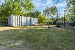 6045 County Rd 319, Alvarado, TX 76009 - Photo 4