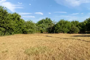 6045 County Rd 319, Alvarado, TX 76009 - Photo 8