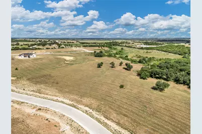 2019 Lindale Lane, Granbury, TX 76049 - Photo 4