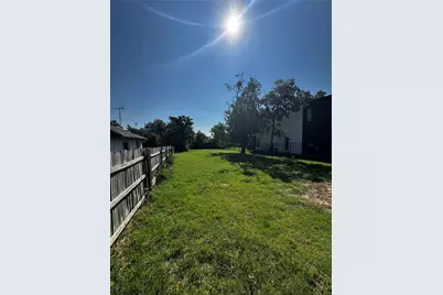 3352 Topeka Avenue, Dallas, TX 75212 - Photo 2