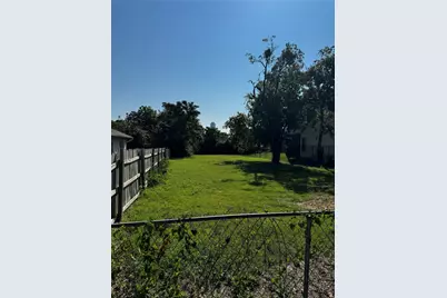 3352 Topeka Avenue, Dallas, TX 75212 - Photo 1