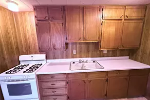 143 W Turner St, Perrin, TX 76486 - Photo 24