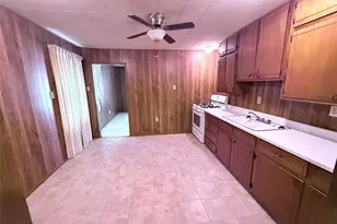 143 W Turner St, Perrin, TX 76486 - Photo 22